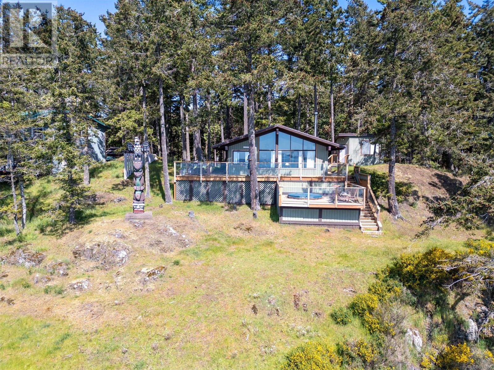  2715 Anchor Way, Pender Island