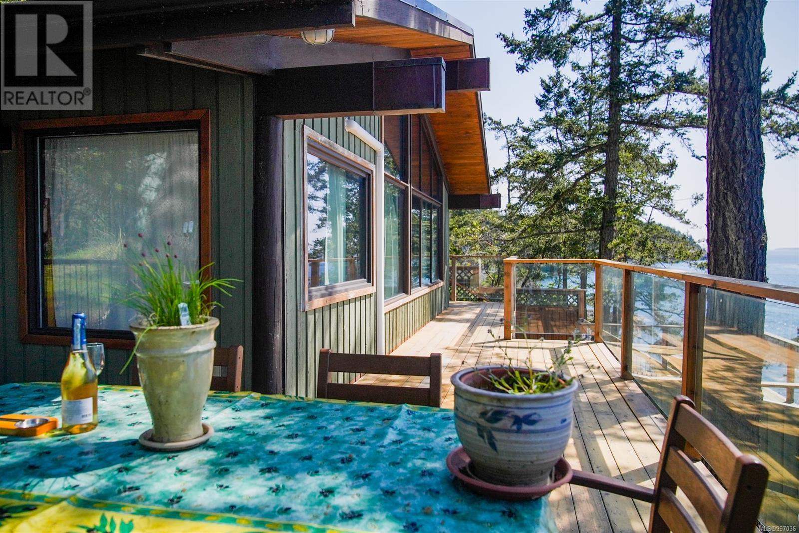  2715 Anchor Way, Pender Island