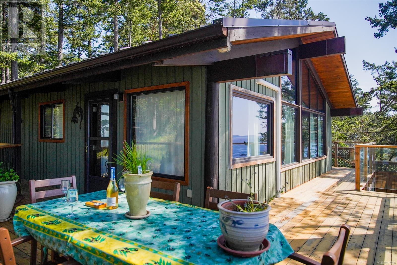  2715 Anchor Way, Pender Island