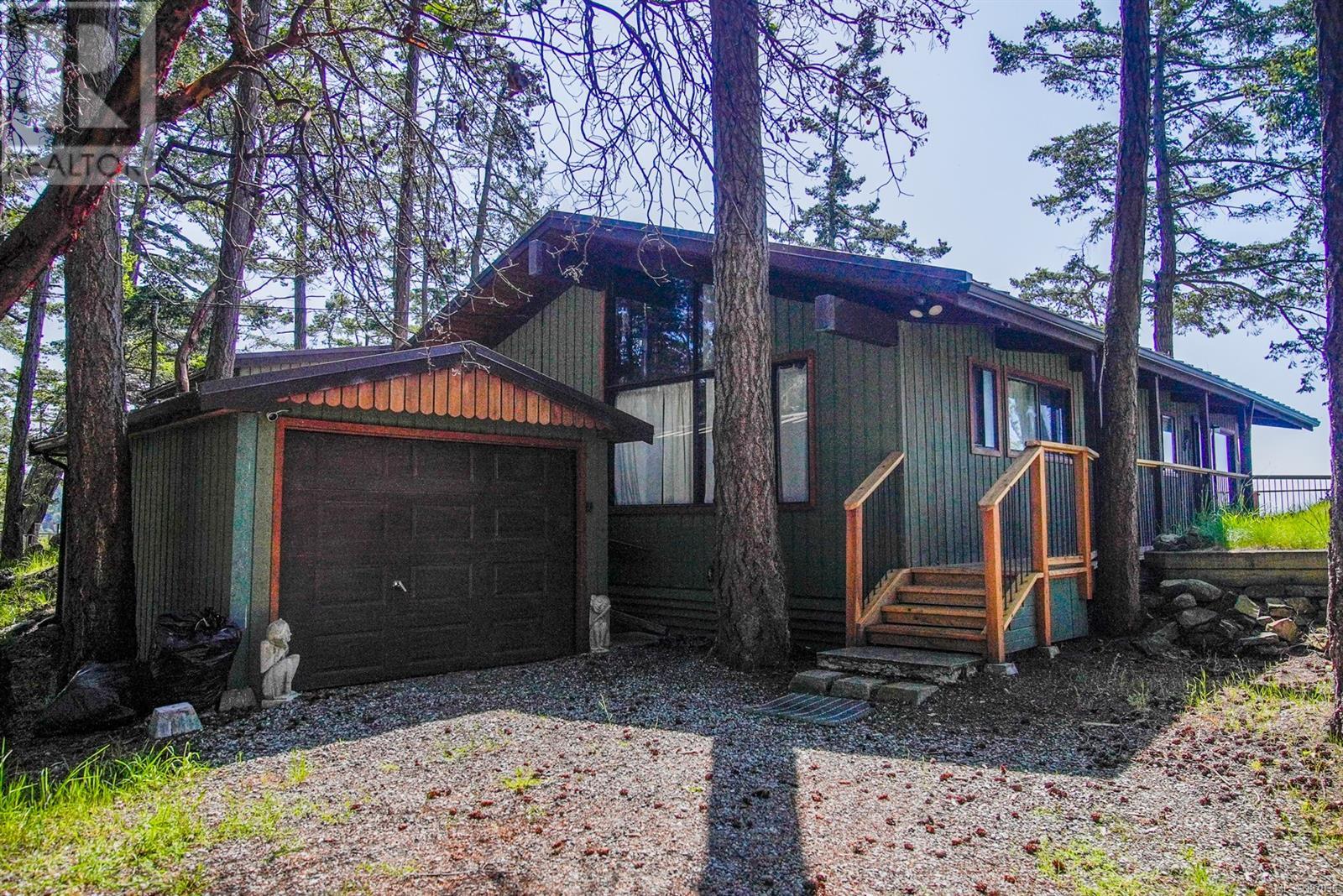 2715 Anchor Way, Pender Island