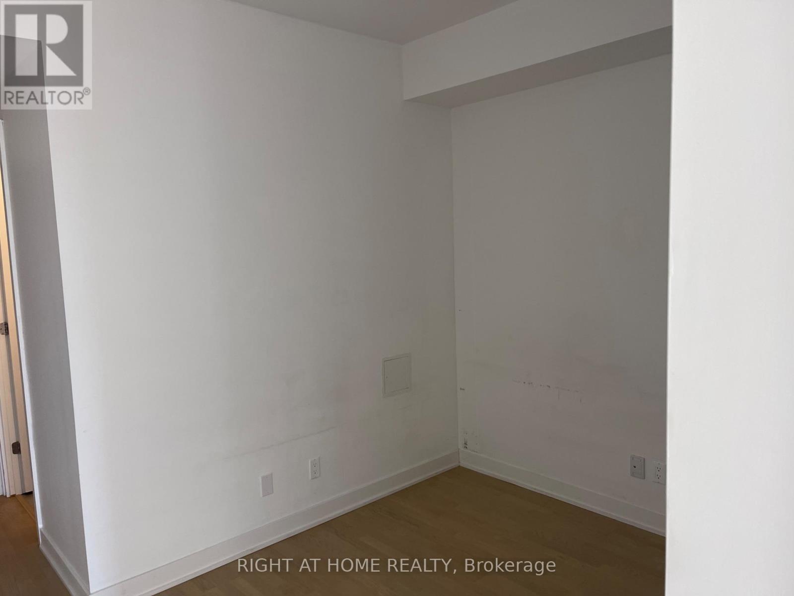 Photo 11 of 705 203 Catherine Street, Ottawa ON