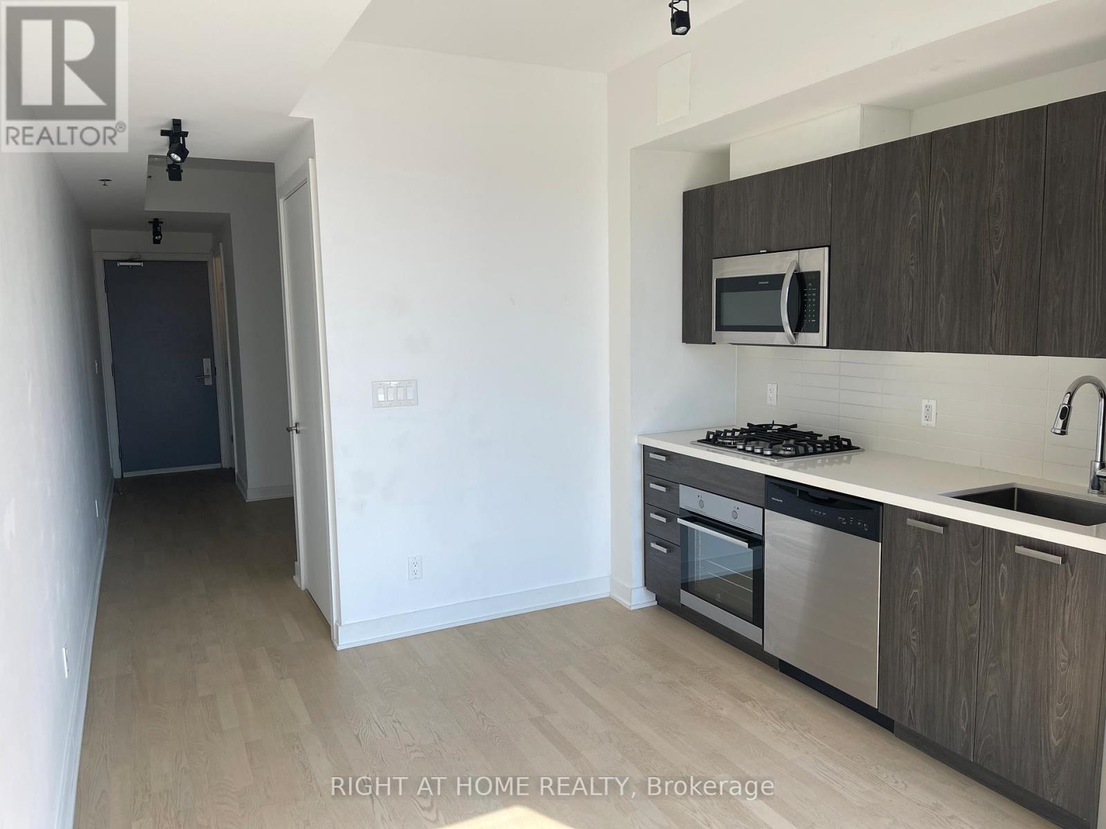 Photo 9 of 705 203 Catherine Street, Ottawa ON