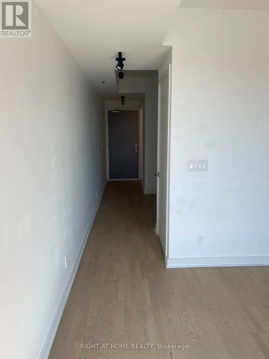 Photo 10 of 705 203 Catherine Street, Ottawa ON