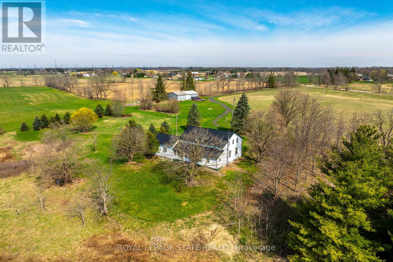 Photo 34 of 521 Baptist Church Road, Brant ON