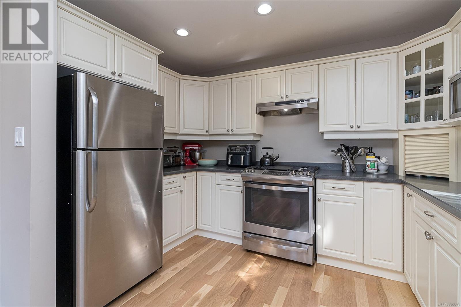 3531 Sun Hills, Langford