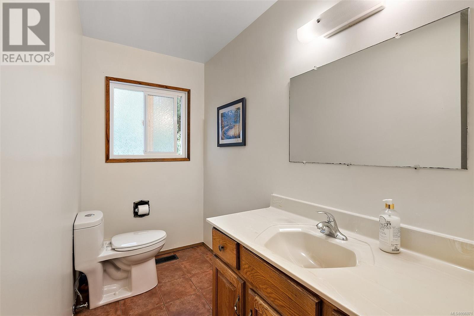 2273 Aldeane Ave, Colwood