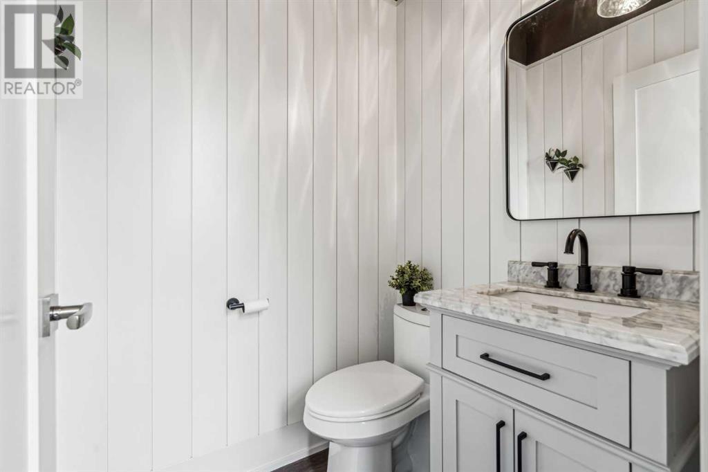 Single Family House for Sale in  A Street SW Richmond Calgary 