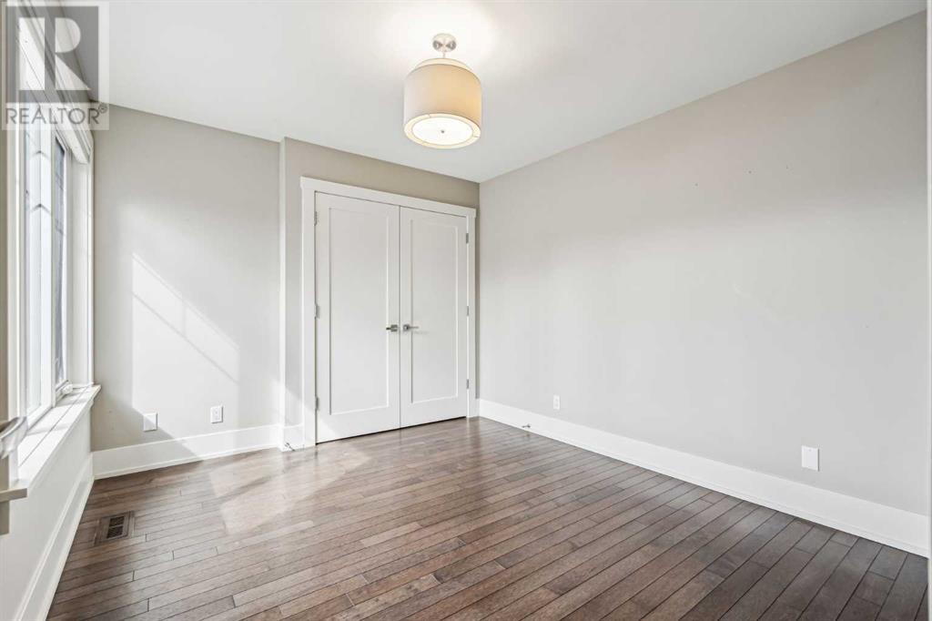 Single Family House for Sale in  A Street SW Richmond Calgary 