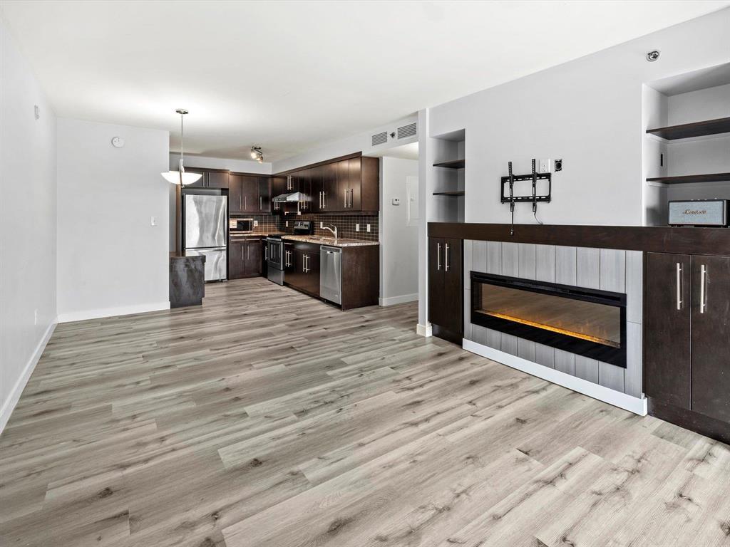 Photo 10 of 317 235 Bridgeland Drive S, Winnipeg MB