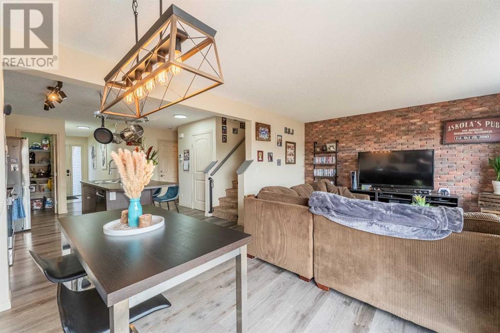 161 Sunset Common, Cochrane, Alberta