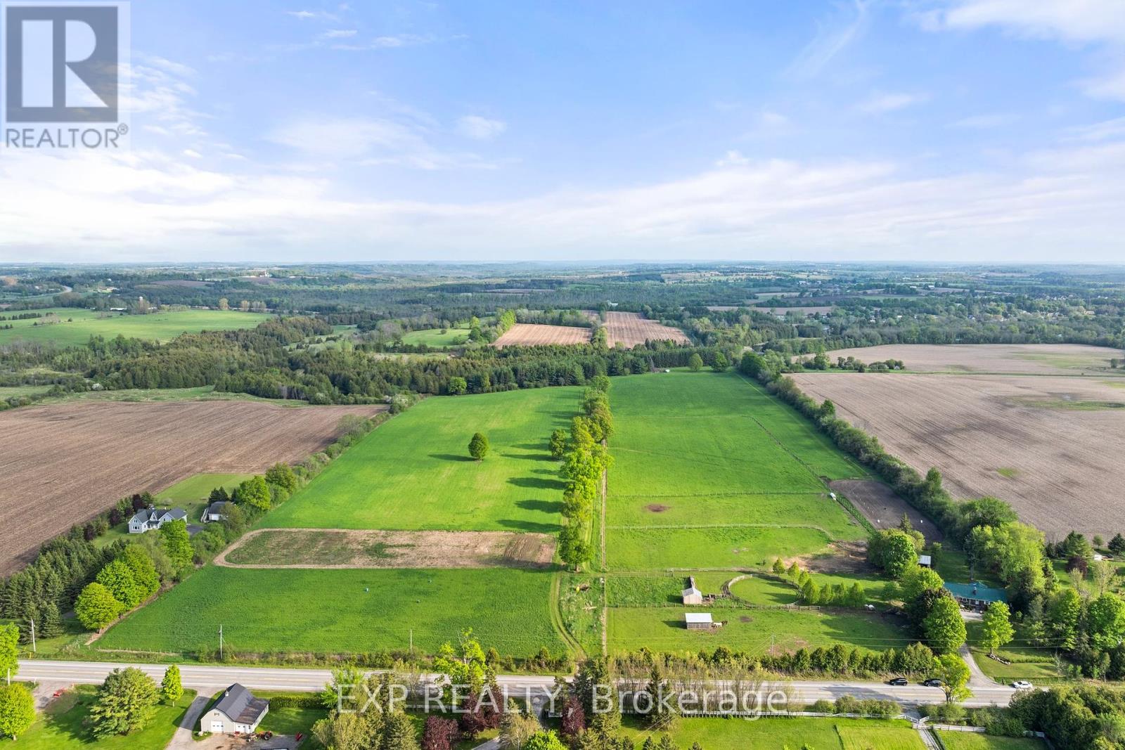 Photo 8 of 255 Victoria Road, Georgina ON