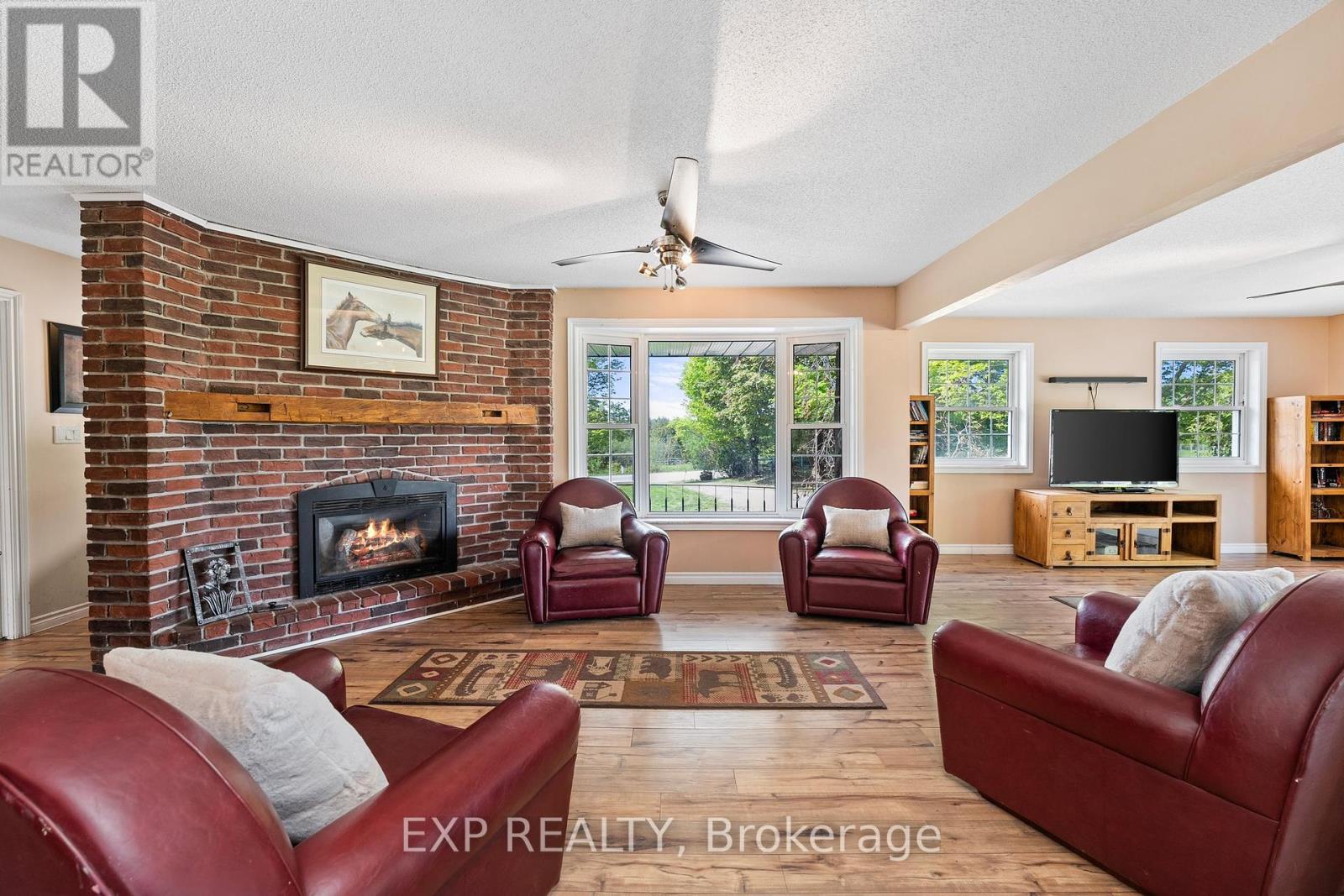 Photo 17 of 255 Victoria Road, Georgina ON