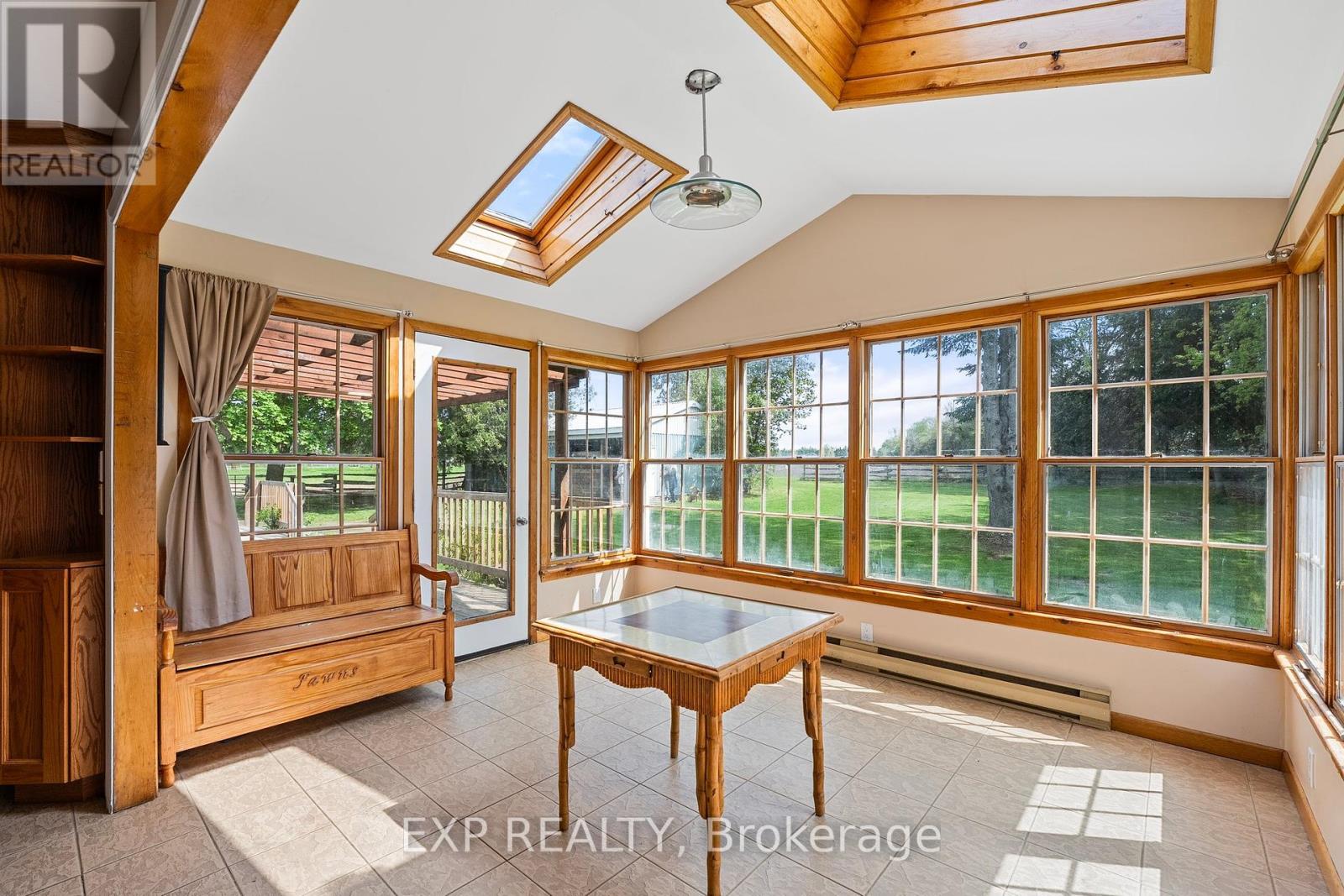 Photo 30 of 255 Victoria Road, Georgina ON