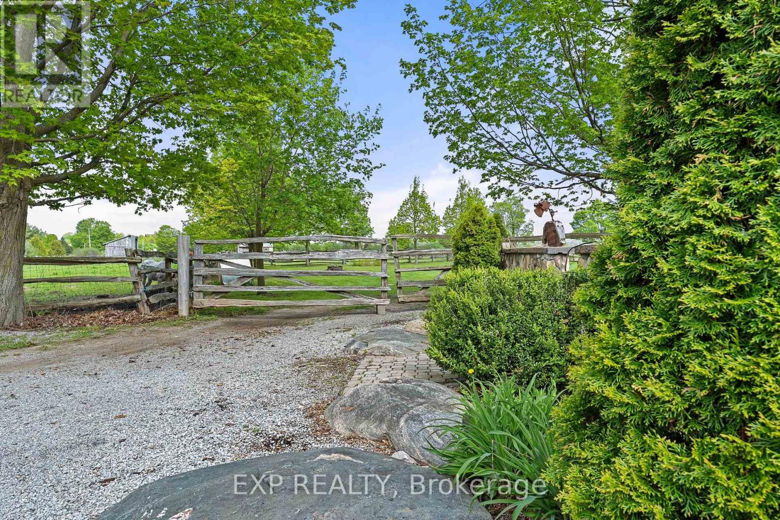 Photo 39 of 255 Victoria Road, Georgina ON