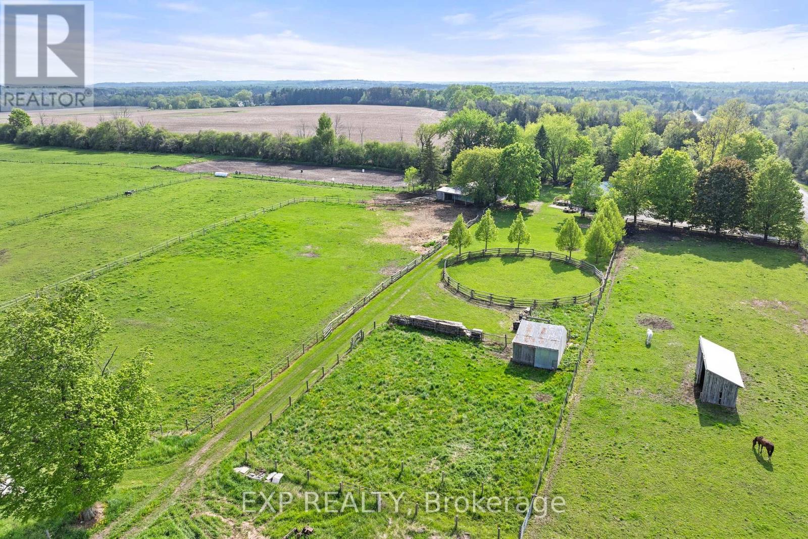 Photo 6 of 255 Victoria Road, Georgina ON