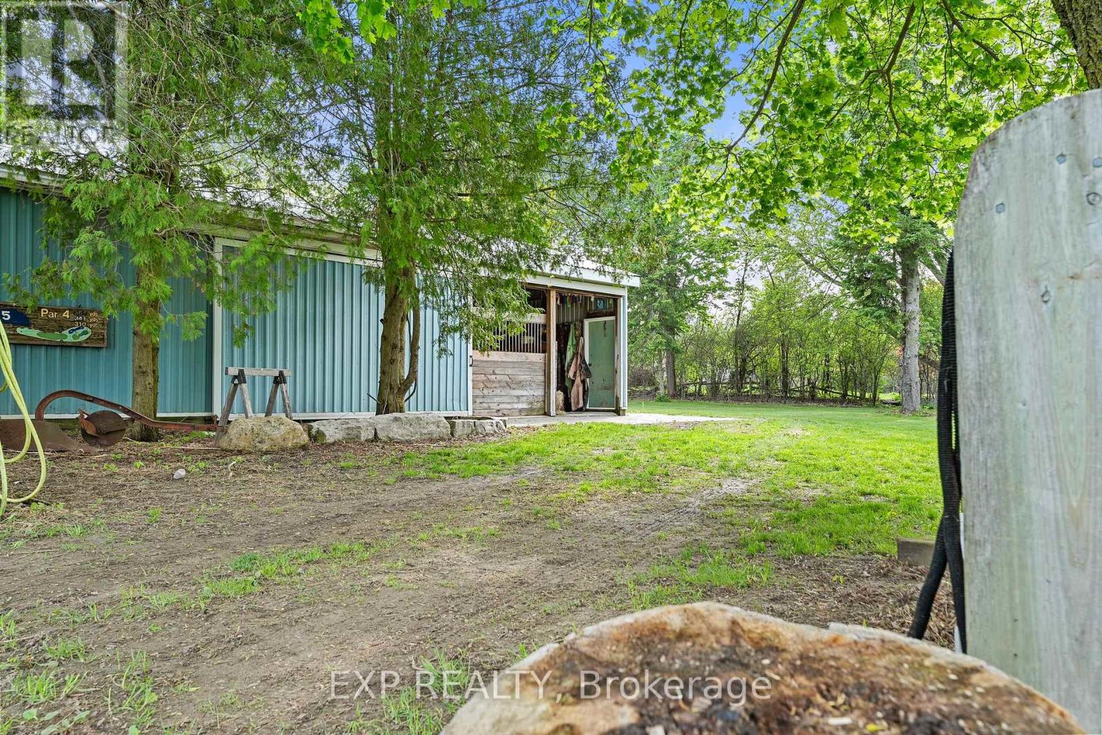 Photo 10 of 255 Victoria Road, Georgina ON