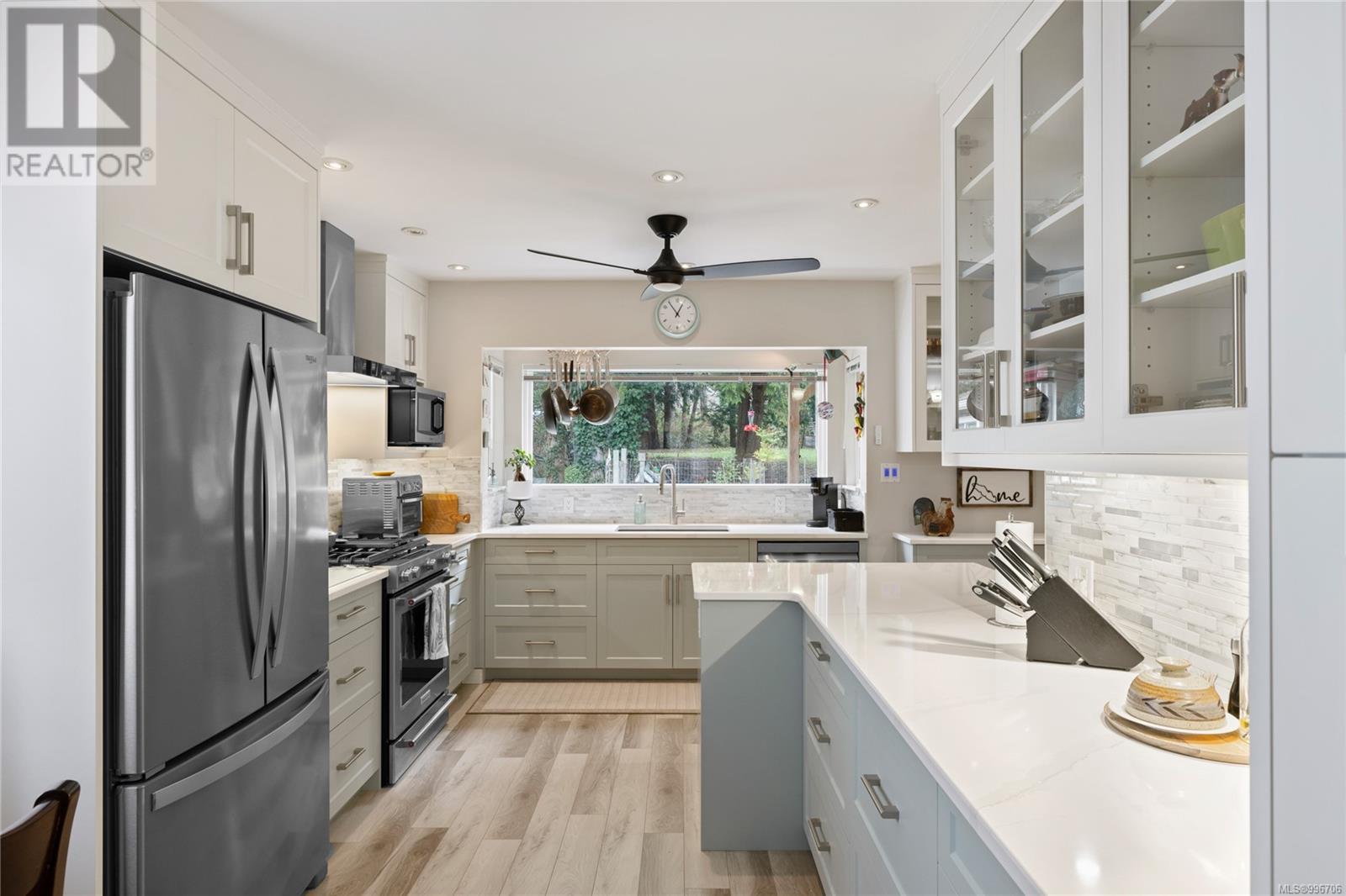 1592 Beaver Creek Wharf Rd, Nanoose Bay