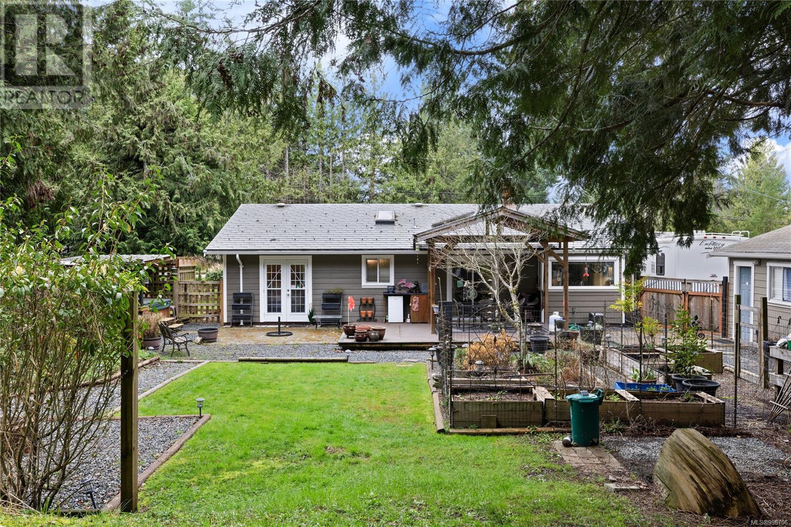 1592 Beaver Creek Wharf Rd, Nanoose Bay