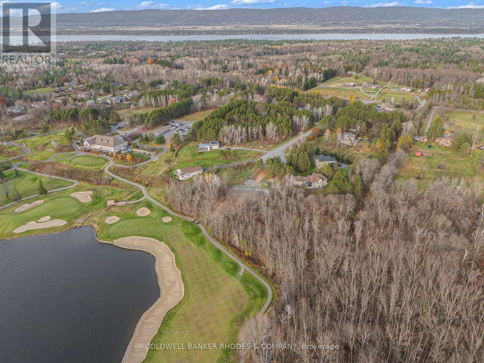 Photo 10 of 133 Pine Valley Court, Ottawa ON