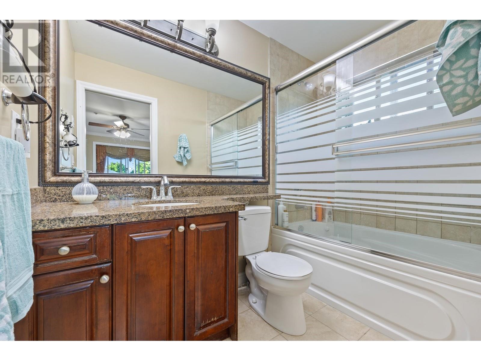 Photo 13 of 36 E 54th Avenue, Vancouver BC