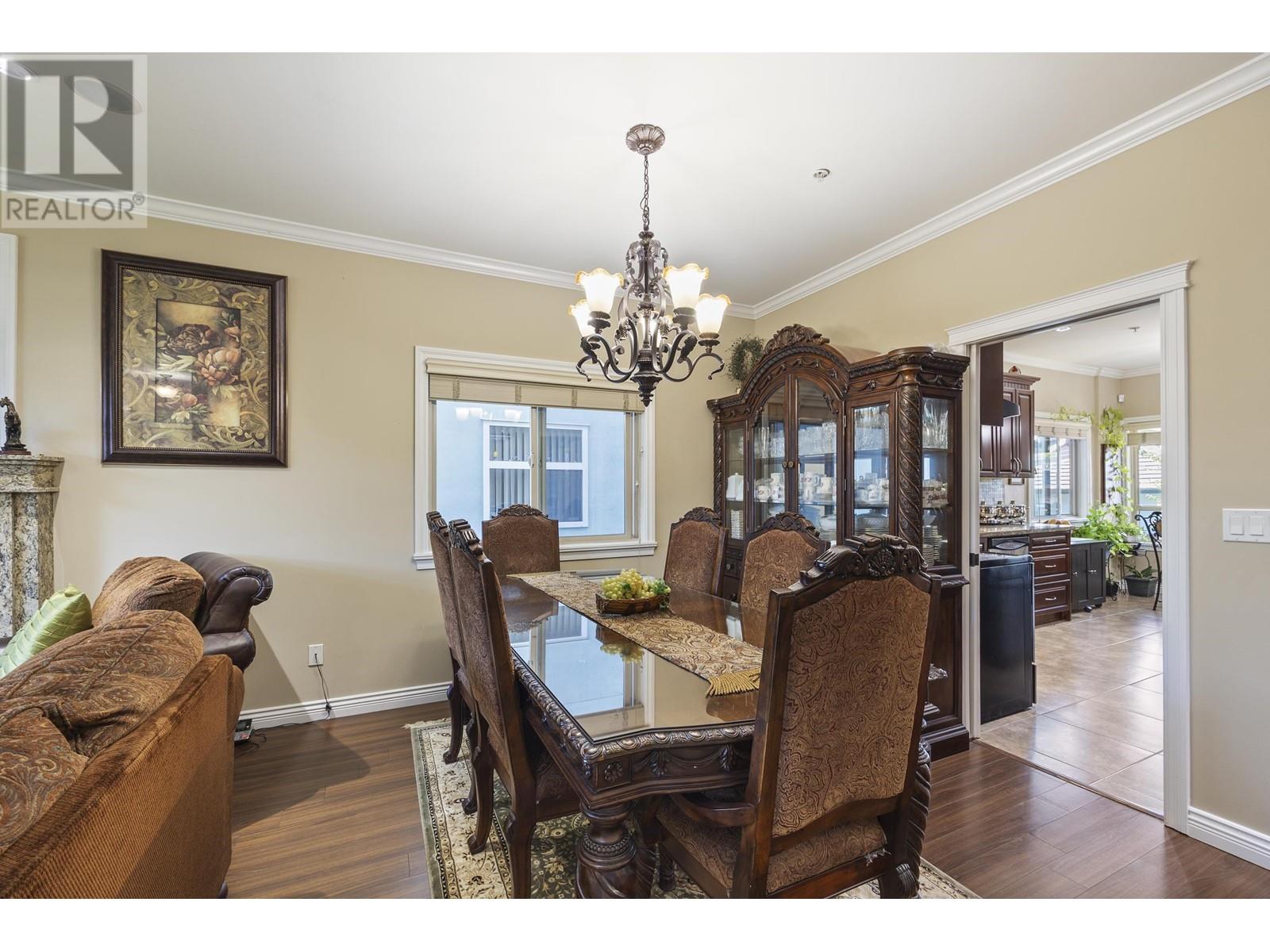 Photo 27 of 36 E 54th Avenue, Vancouver BC