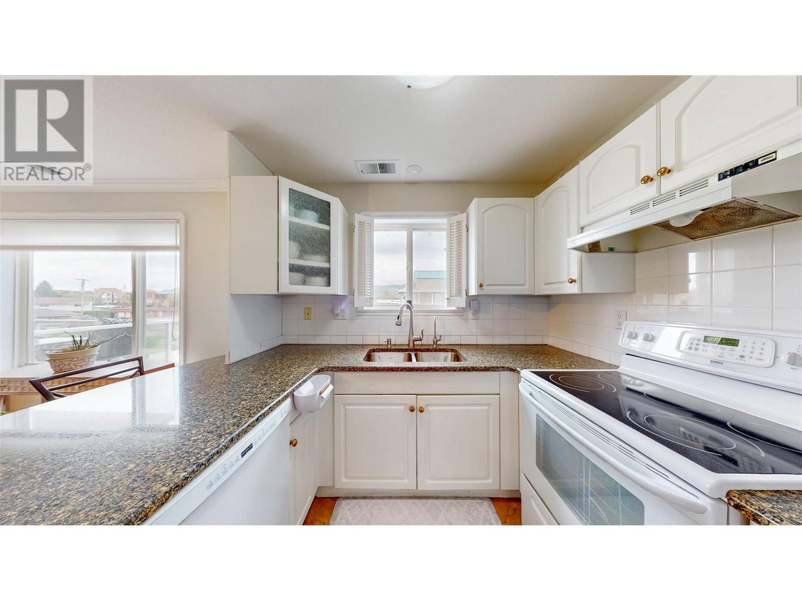 206 6805 Cottonwood Drive, Osoyoos