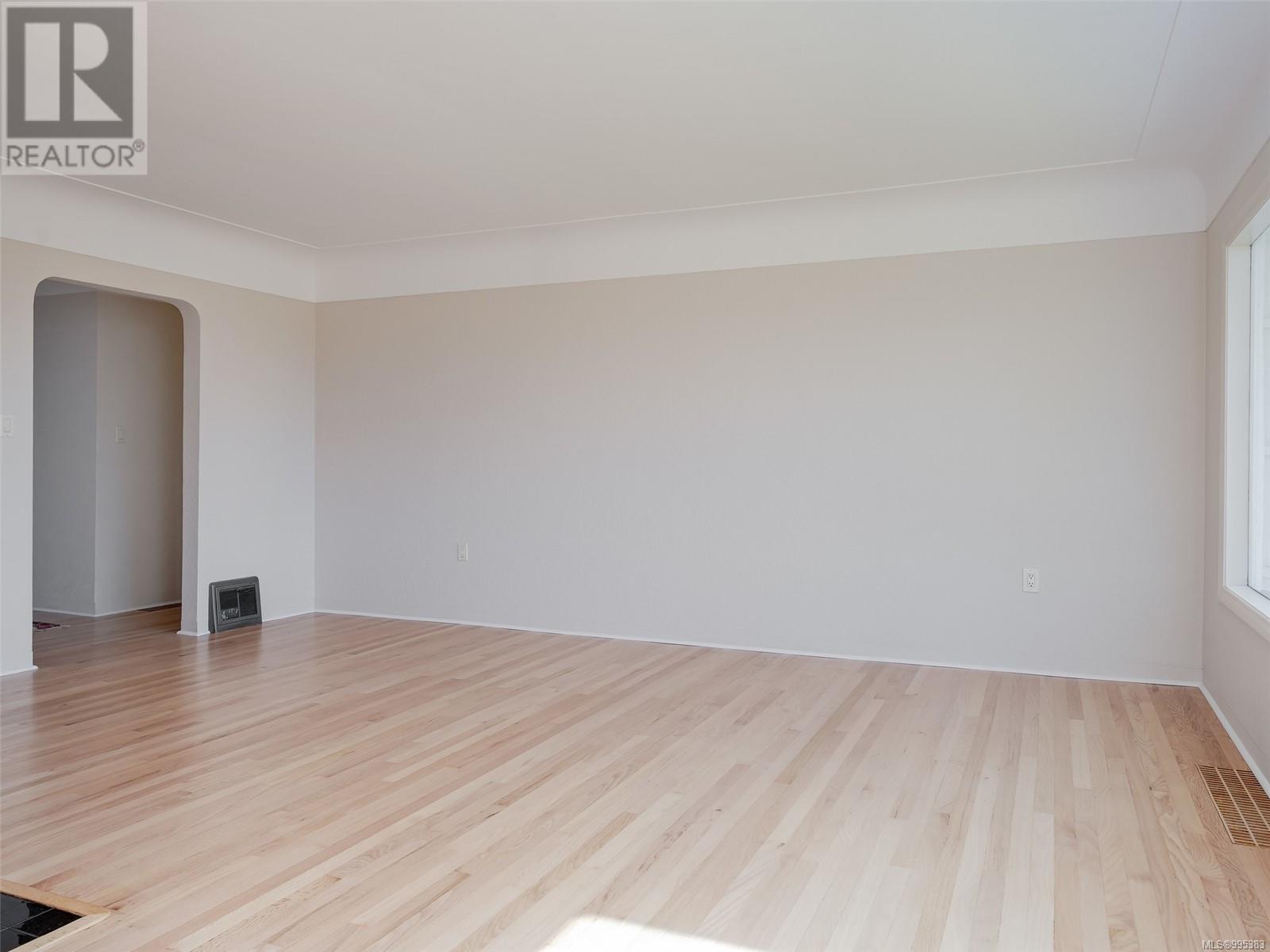  3071 Larkdowne Road, Oak Bay