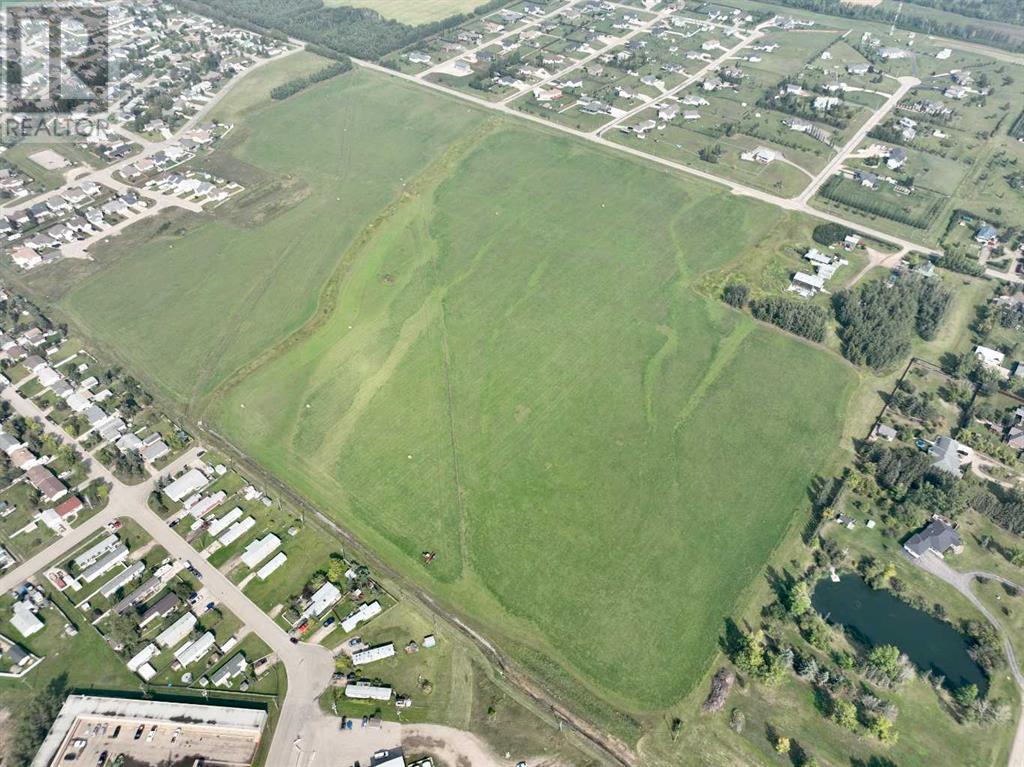 Photo 2 of 11 Th Avenue, Beaverlodge AB