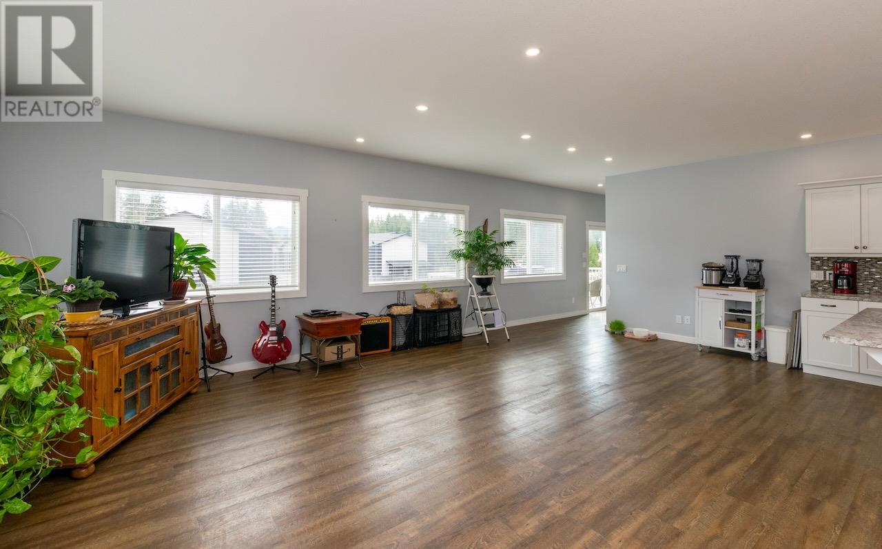 A 1249 Jordan Way, Scotch Creek
