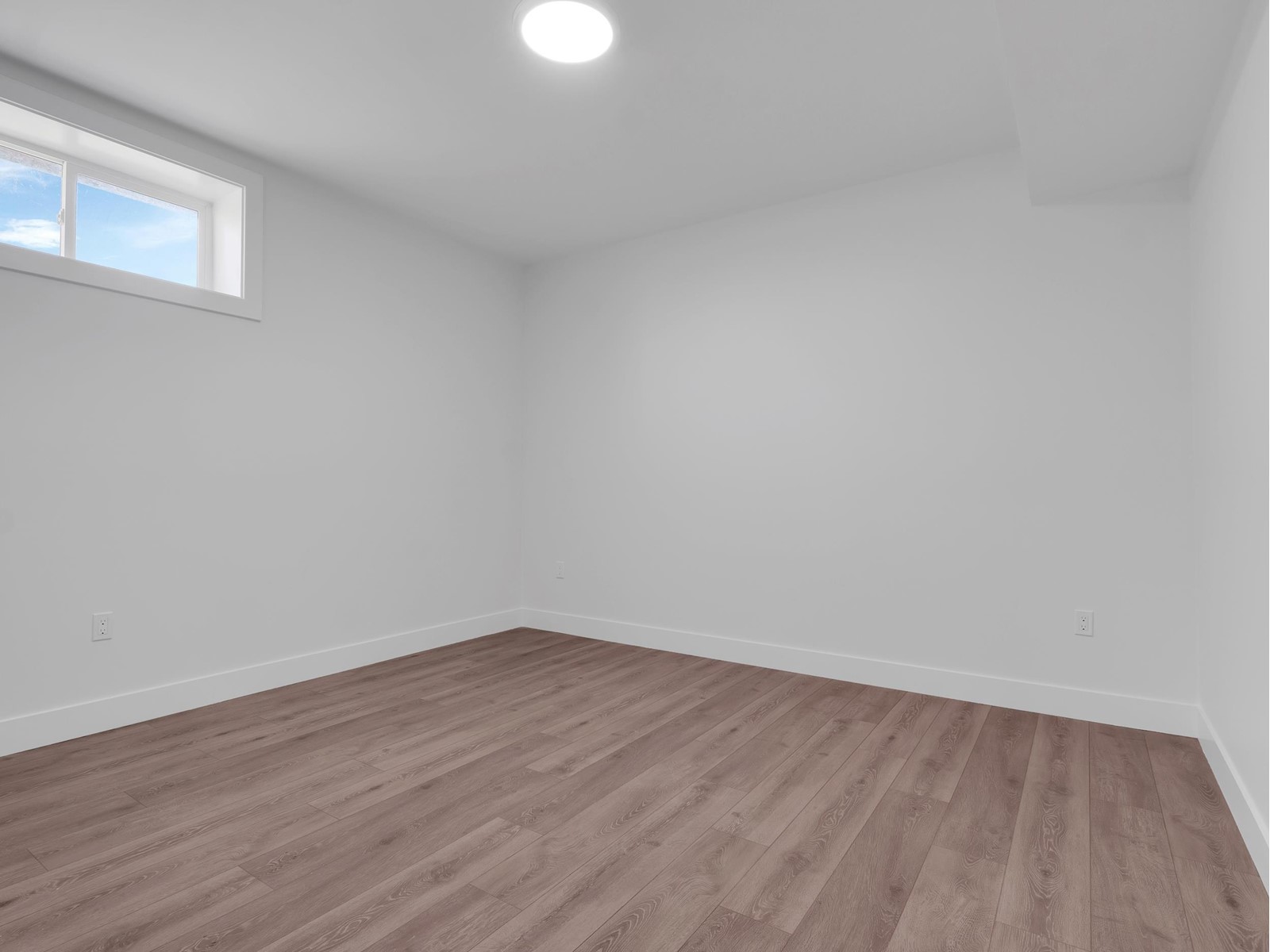 Photo 32 of 27550 48 Avenue, Langley BC