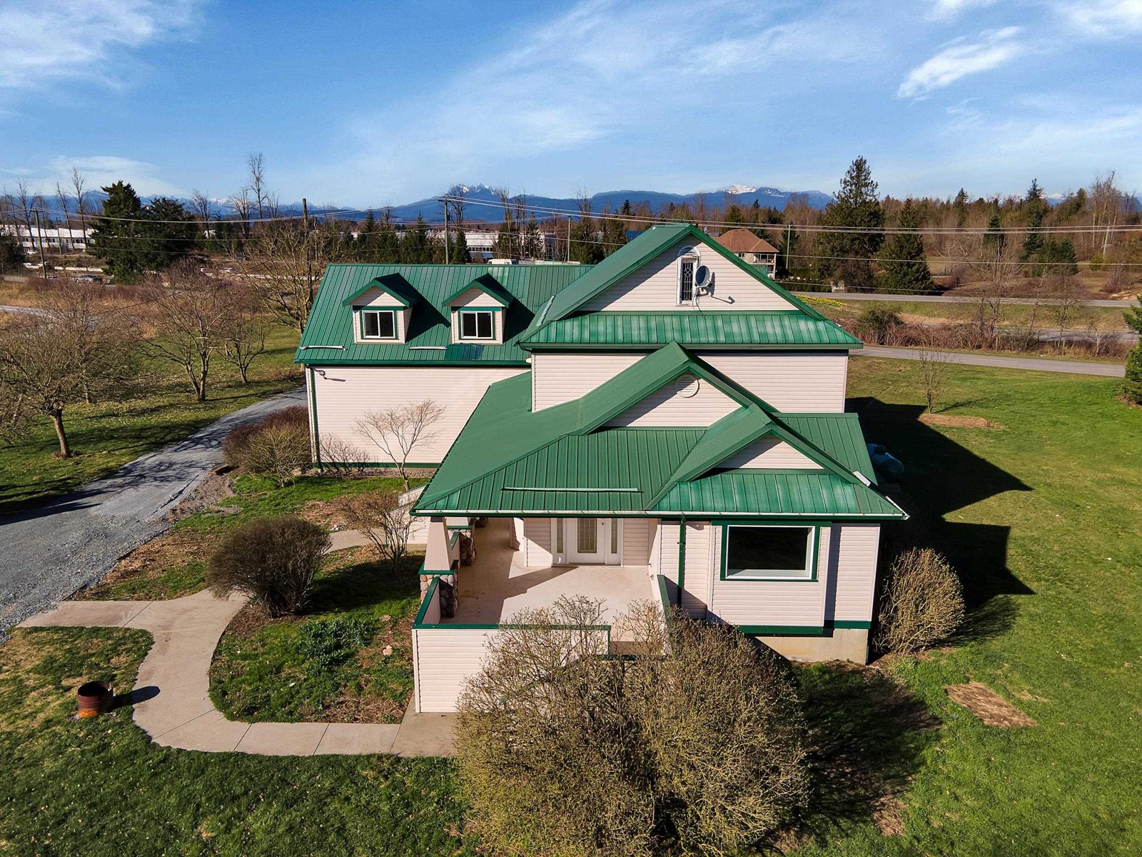 Photo 37 of 27550 48 Avenue, Langley BC