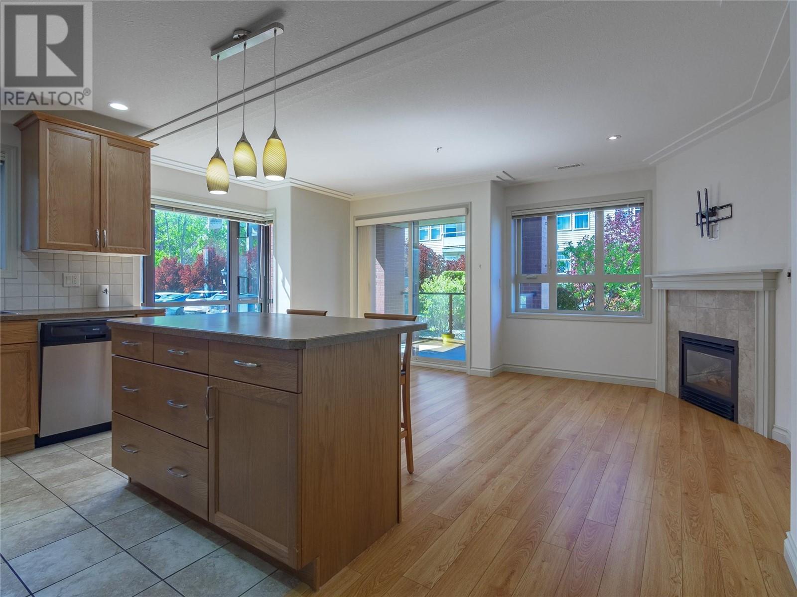 101 2113 ATKINSON Street, Penticton