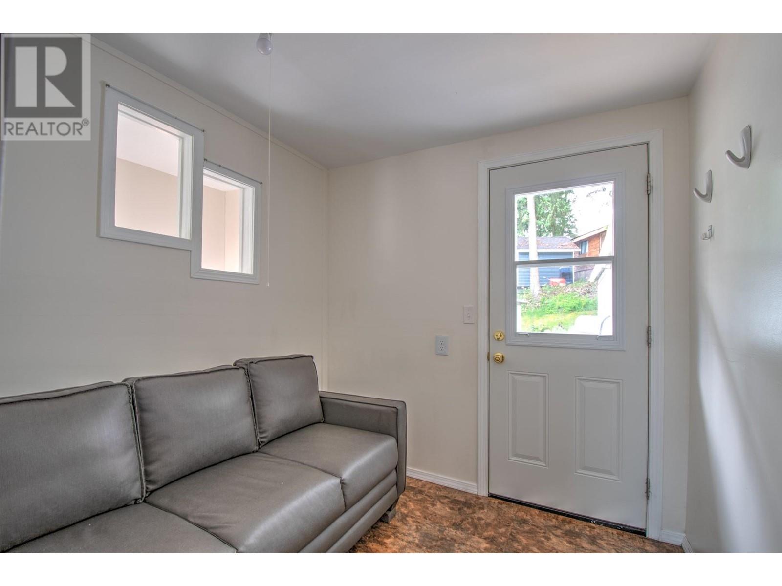 25 6588 97A Highway, Enderby