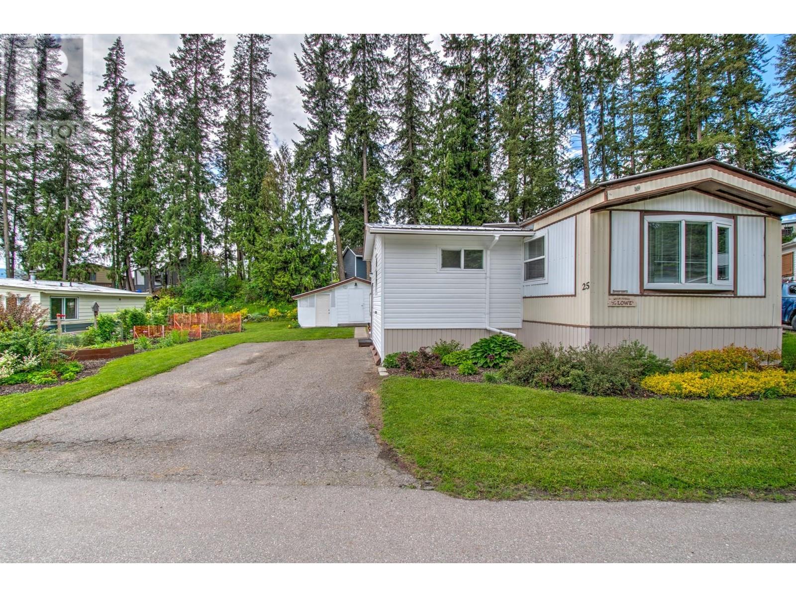 25 6588 97A Highway, Enderby