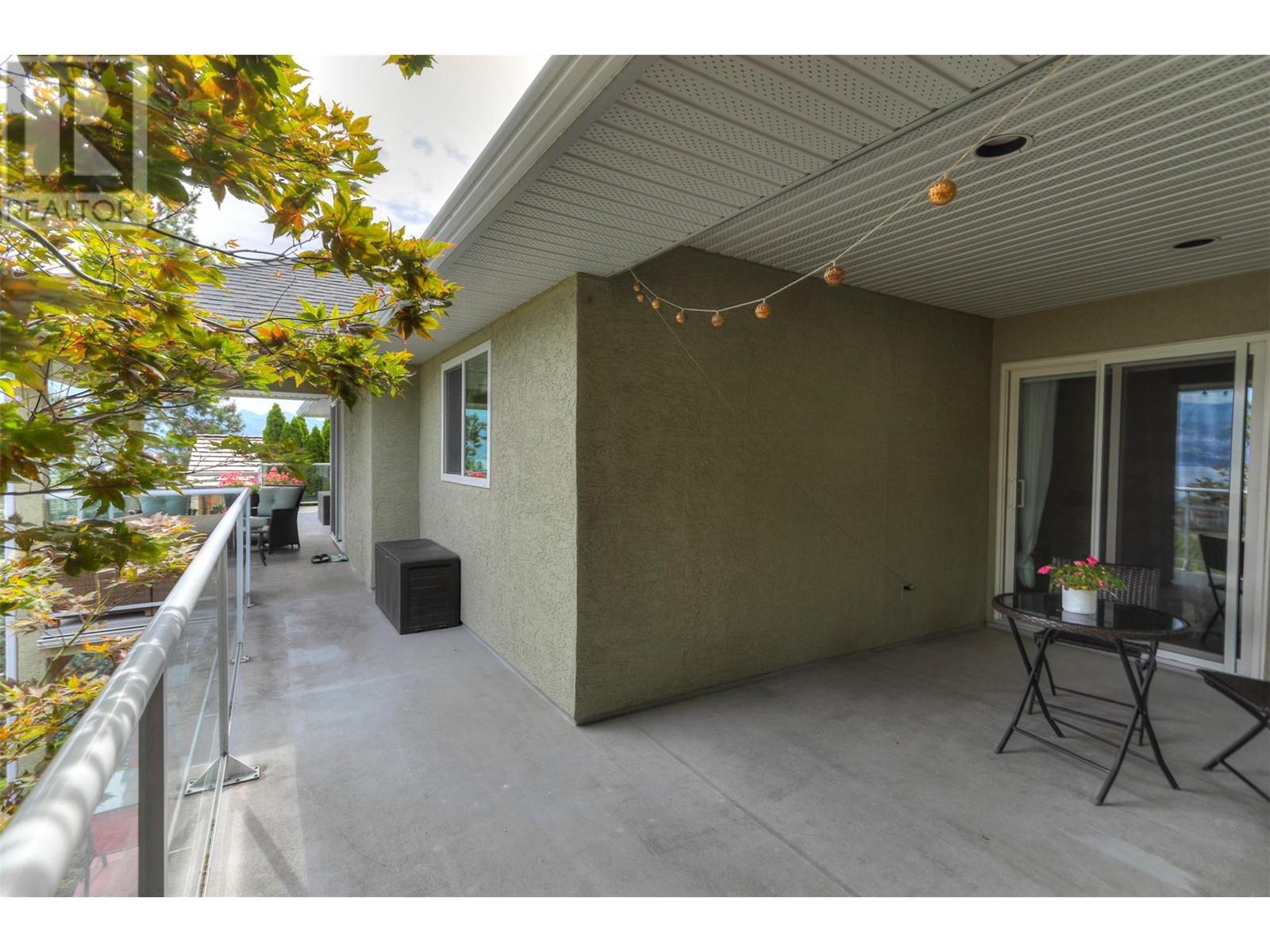 3582 Apple Way Boulevard, West Kelowna