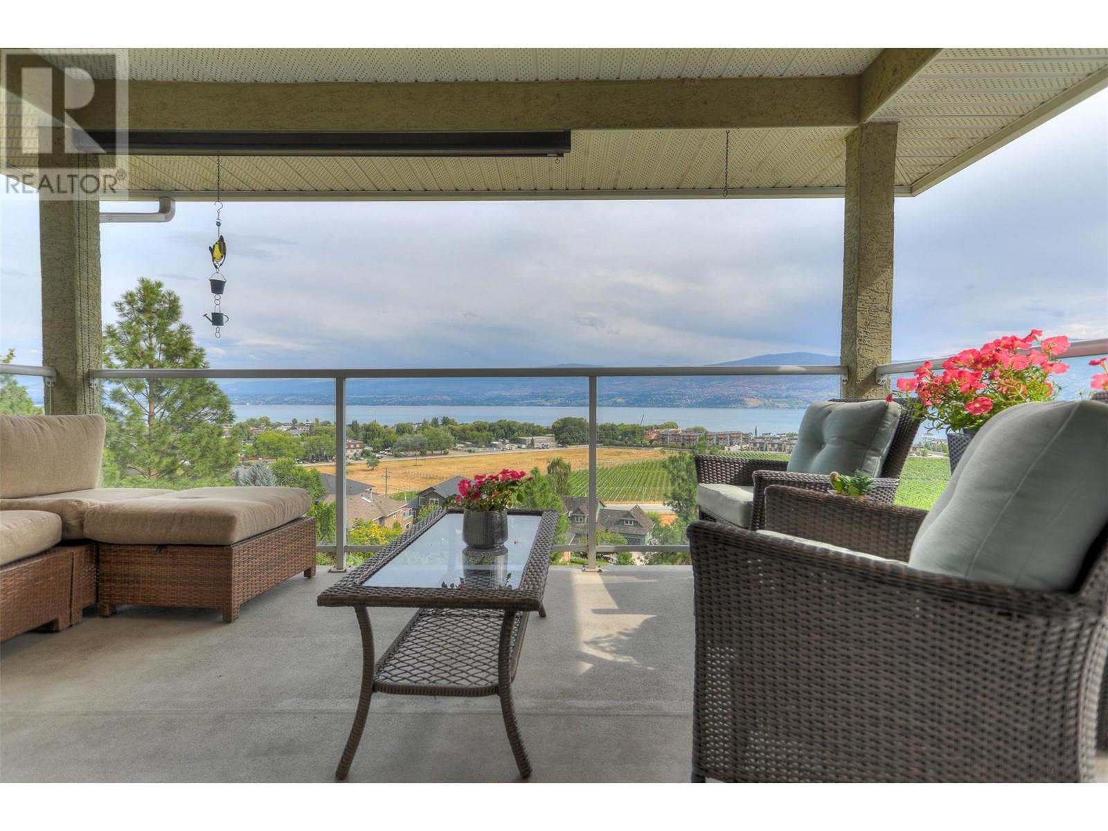  3582 Apple Way Boulevard, West Kelowna