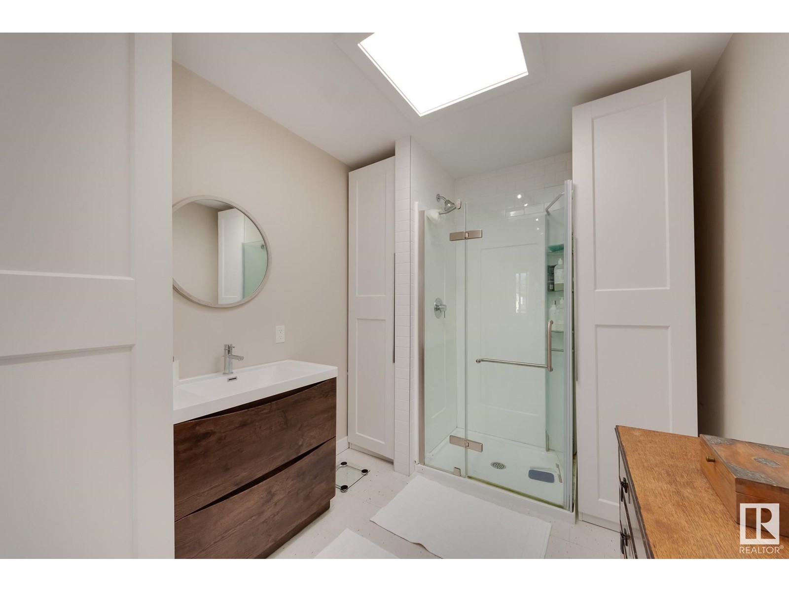 6324 106 ST NW, Edmonton