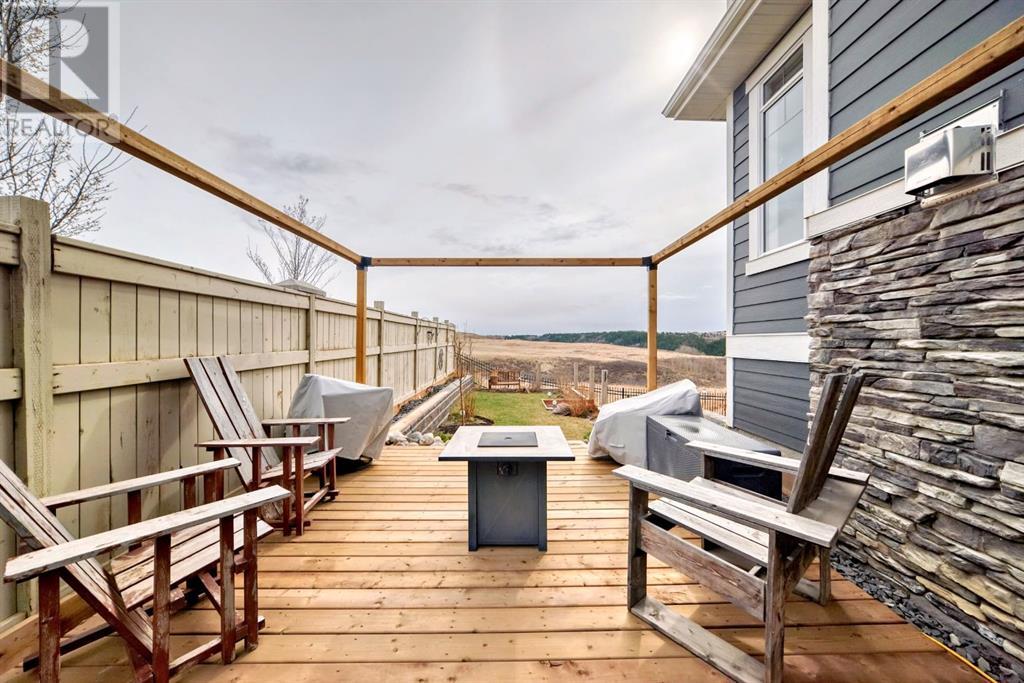 1 Sunvalley View, Cochrane, Alberta