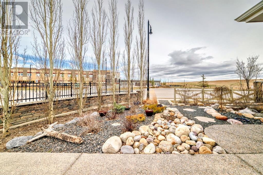 1 Sunvalley View, Cochrane, Alberta