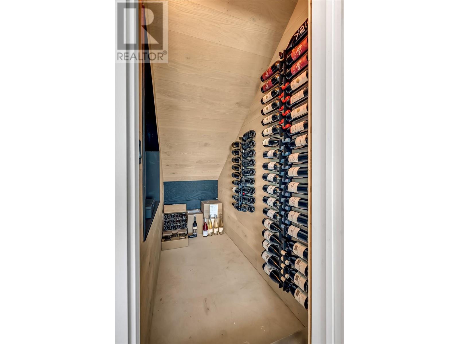  2810 Outlook Way, Naramata