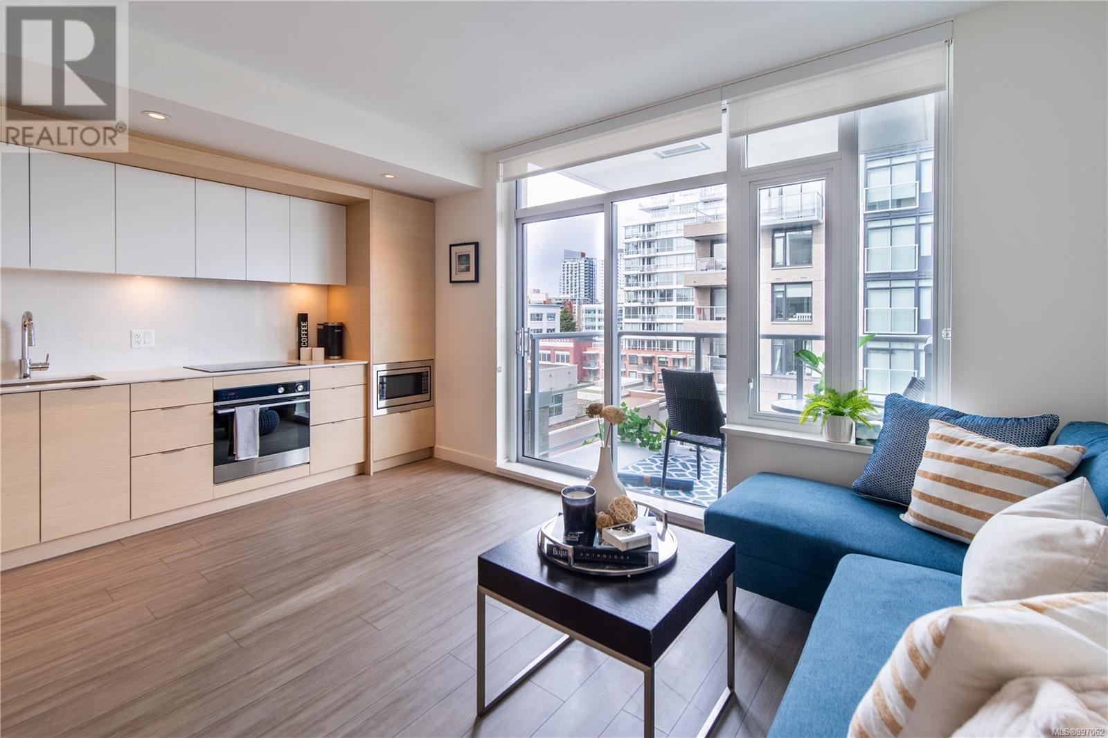 704 848 Yates Street, Victoria