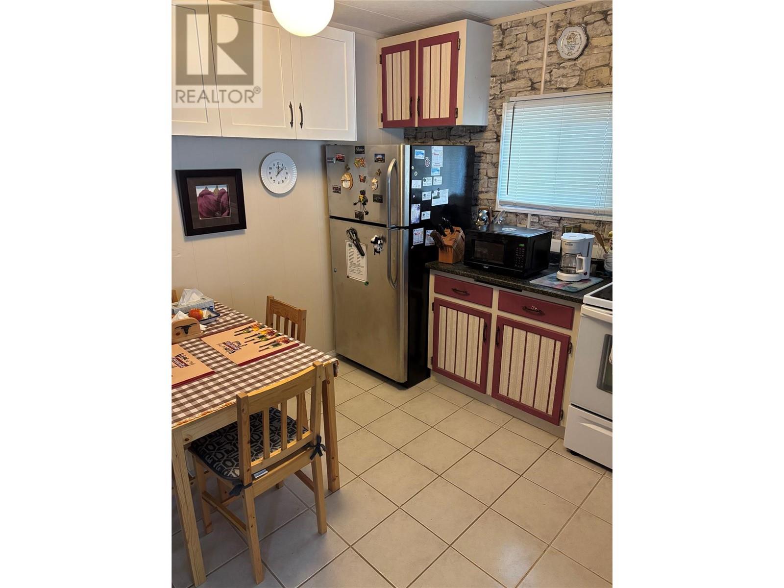 22 5371 Princeton Avenue, Peachland