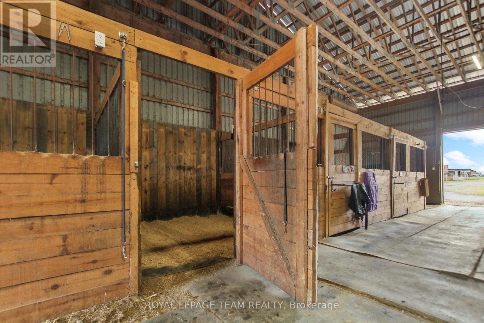 Photo 42 of 1461 Goshen Road, Horton ON