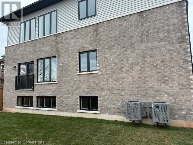 Photo 12 of 175 Margaret Avenue Unit Main, Hamilton ON