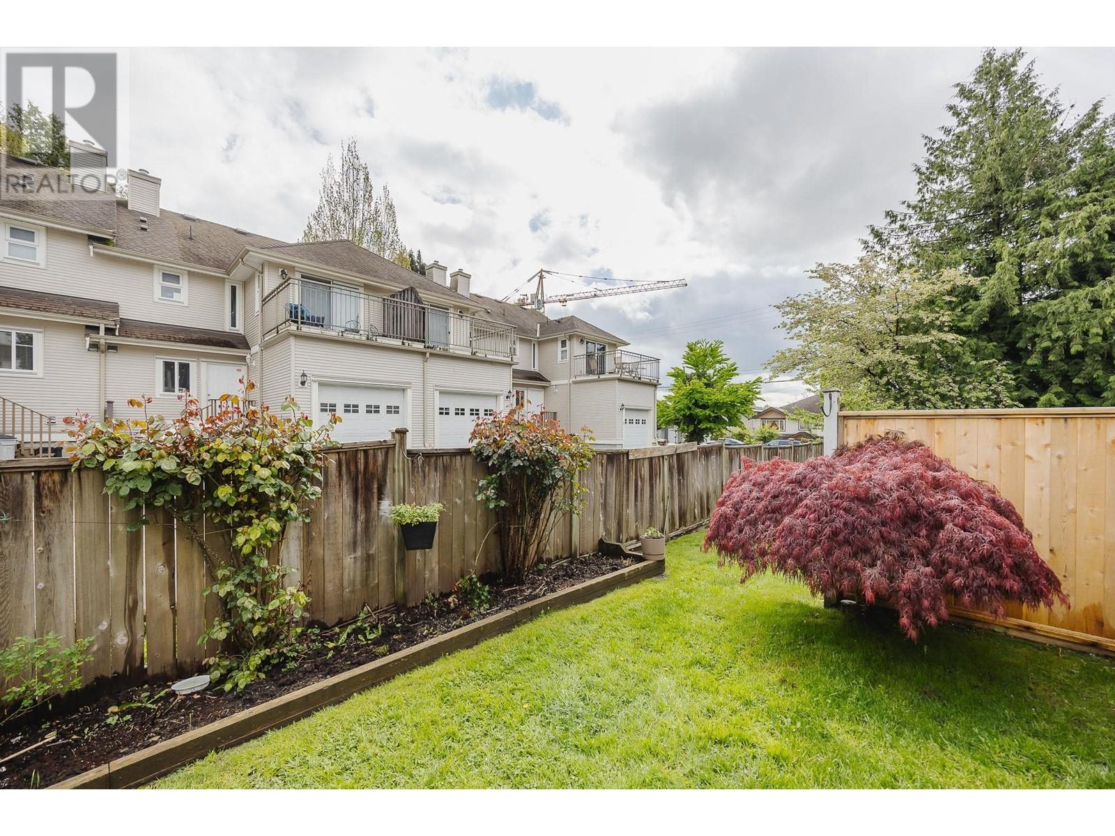 3 561 SHAW AVENUE, Coquitlam real estate listing R2996415