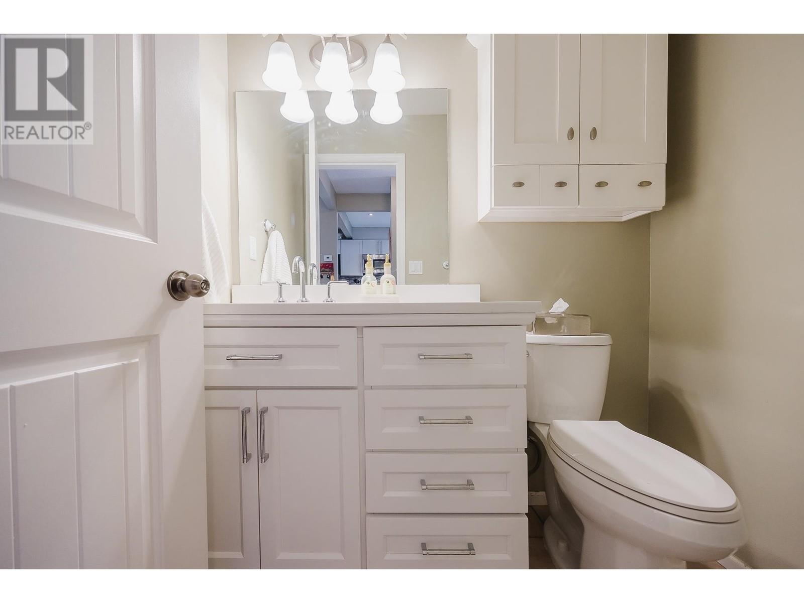 3 561 SHAW AVENUE, Coquitlam real estate listing R2996415