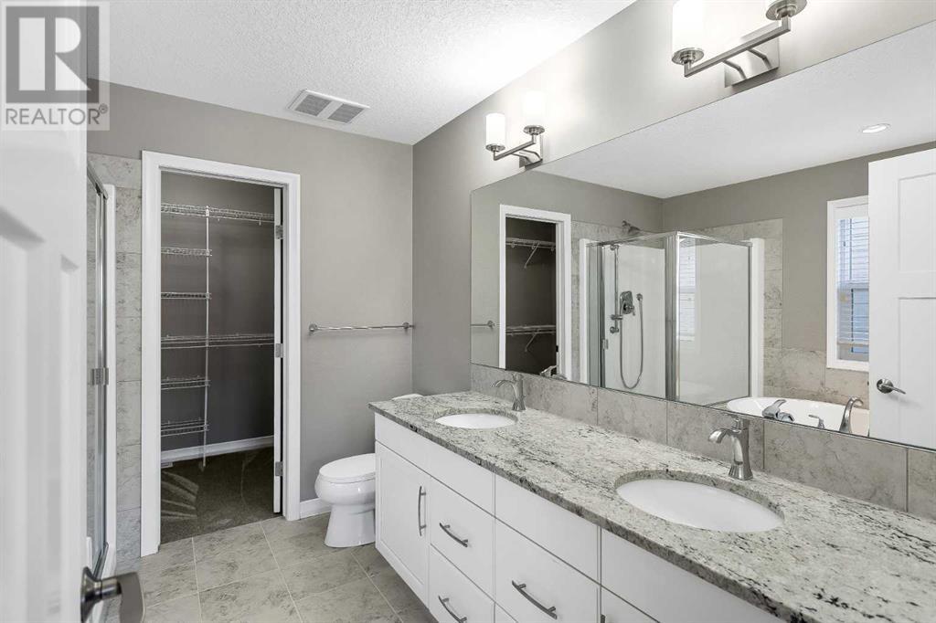 56 Sundown Way, Cochrane, Alberta