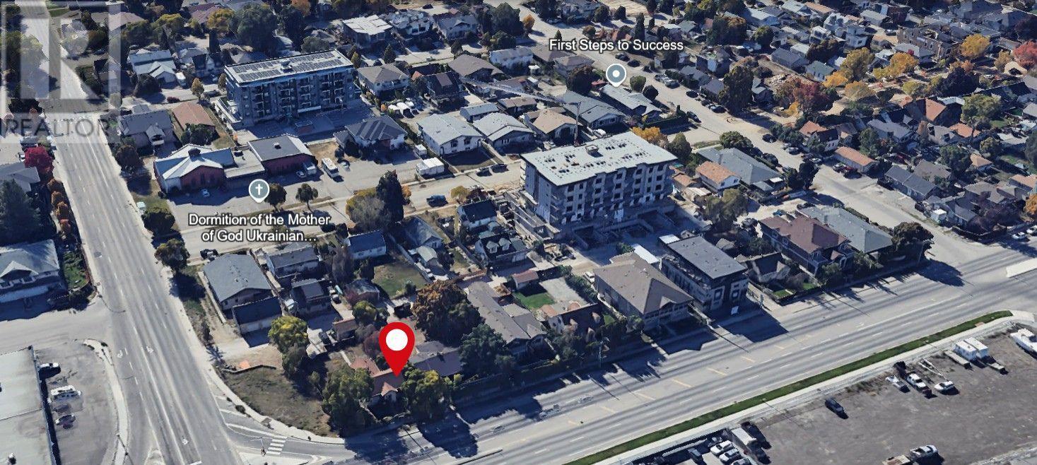  Clement Avenue, Kelowna