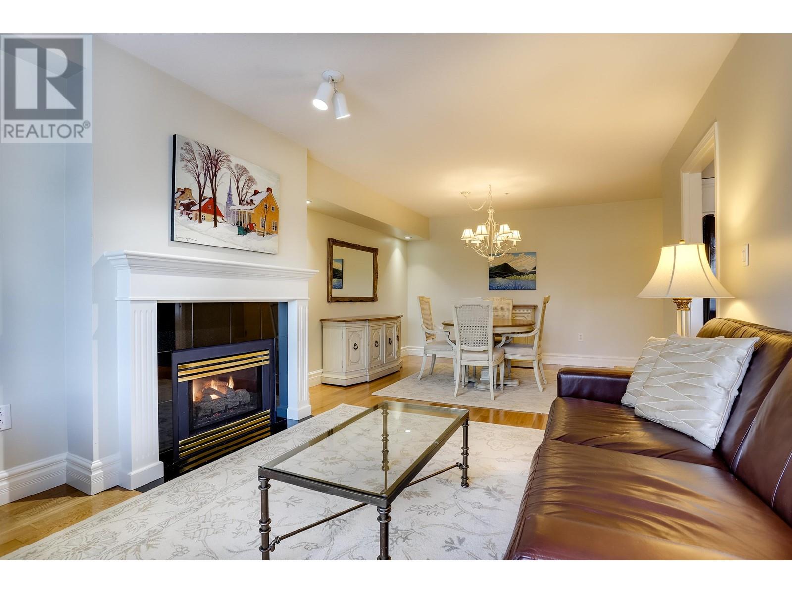 #205-1118 55TH Street, Delta