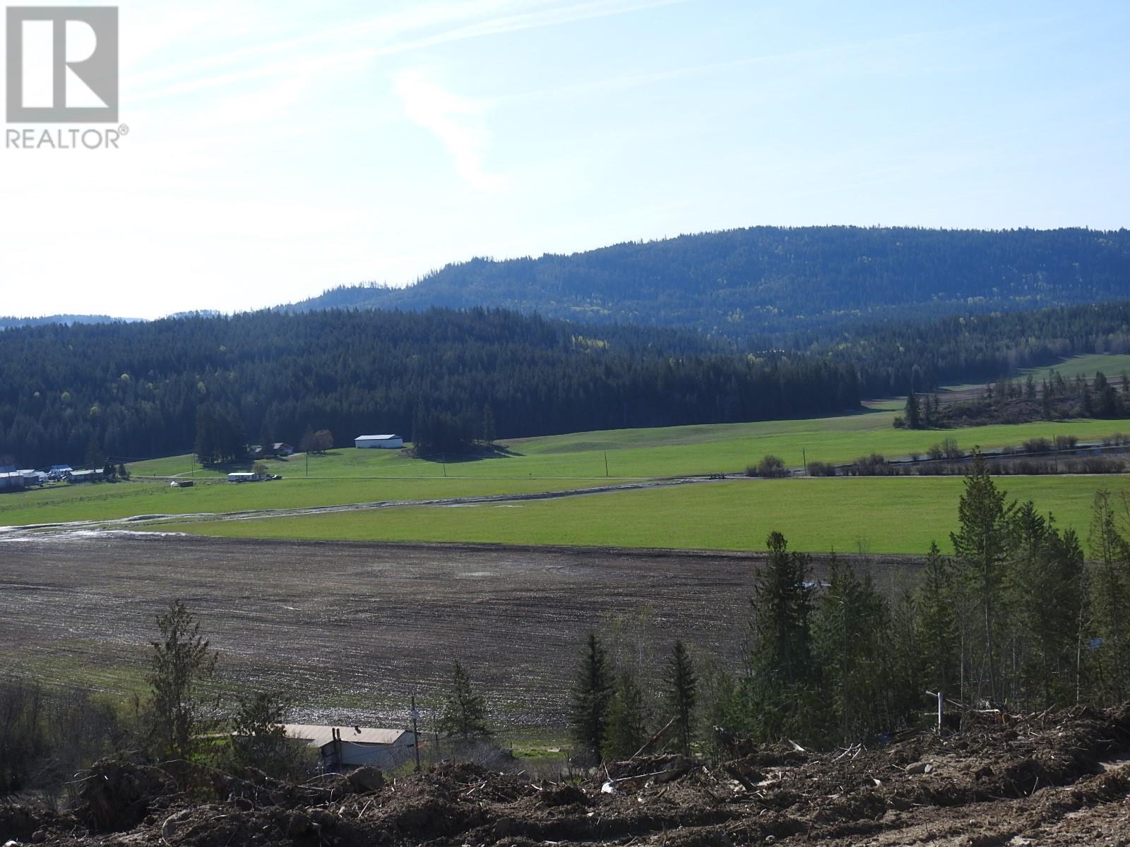 878 Deep Creek Road, Enderby